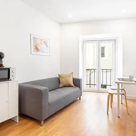 Apartment Altido Elegant Moments From Carmo Convent, In Bairro Alto *