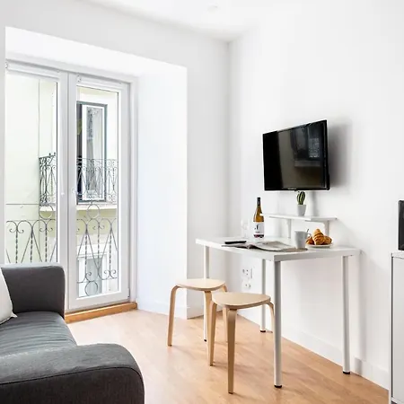 Altido Elegant Moments From Carmo Convent, In Bairro Alto Apartment Lissabon