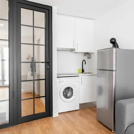 Apartment Altido Elegant Moments From Carmo Convent, In Bairro Alto Lissabon